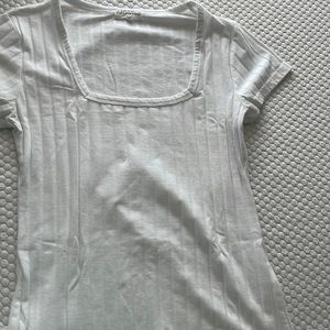 Plain t-shirt